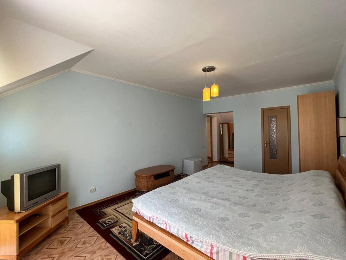 צ'ולפון-אטא Tan Nuru Guest House Гостевой Дом Тан Нуру מראה חיצוני תמונה
