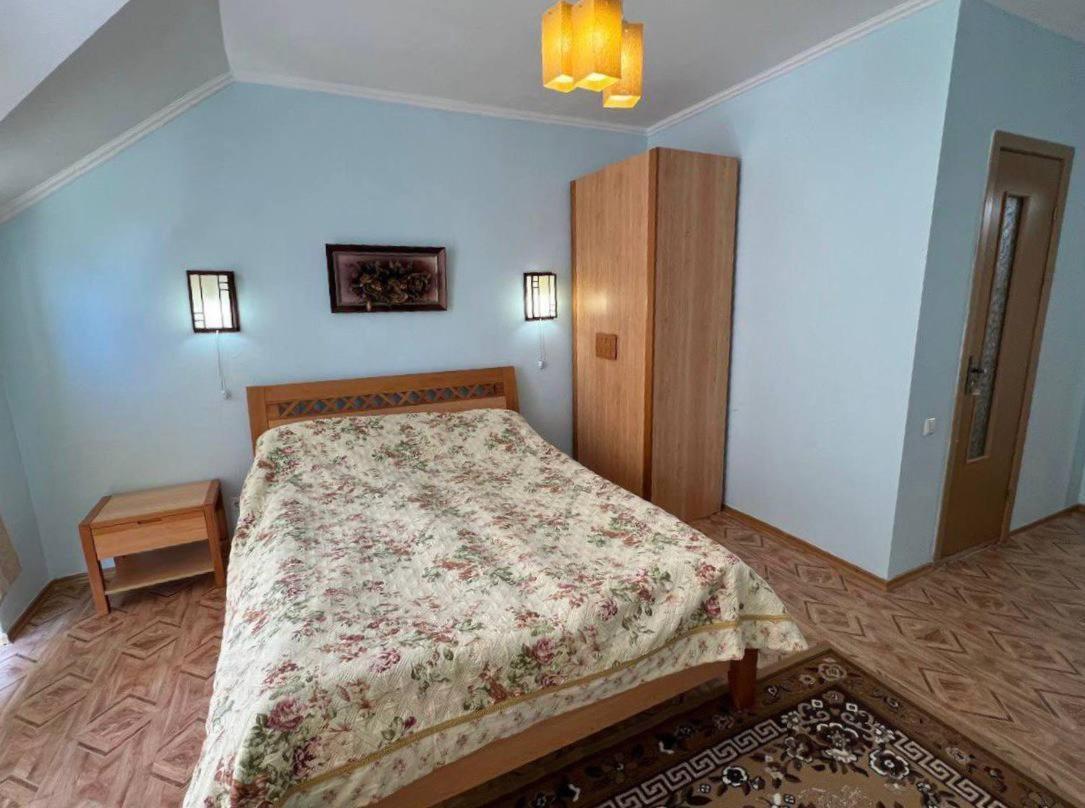 צ'ולפון-אטא Tan Nuru Guest House Гостевой Дом Тан Нуру מראה חיצוני תמונה